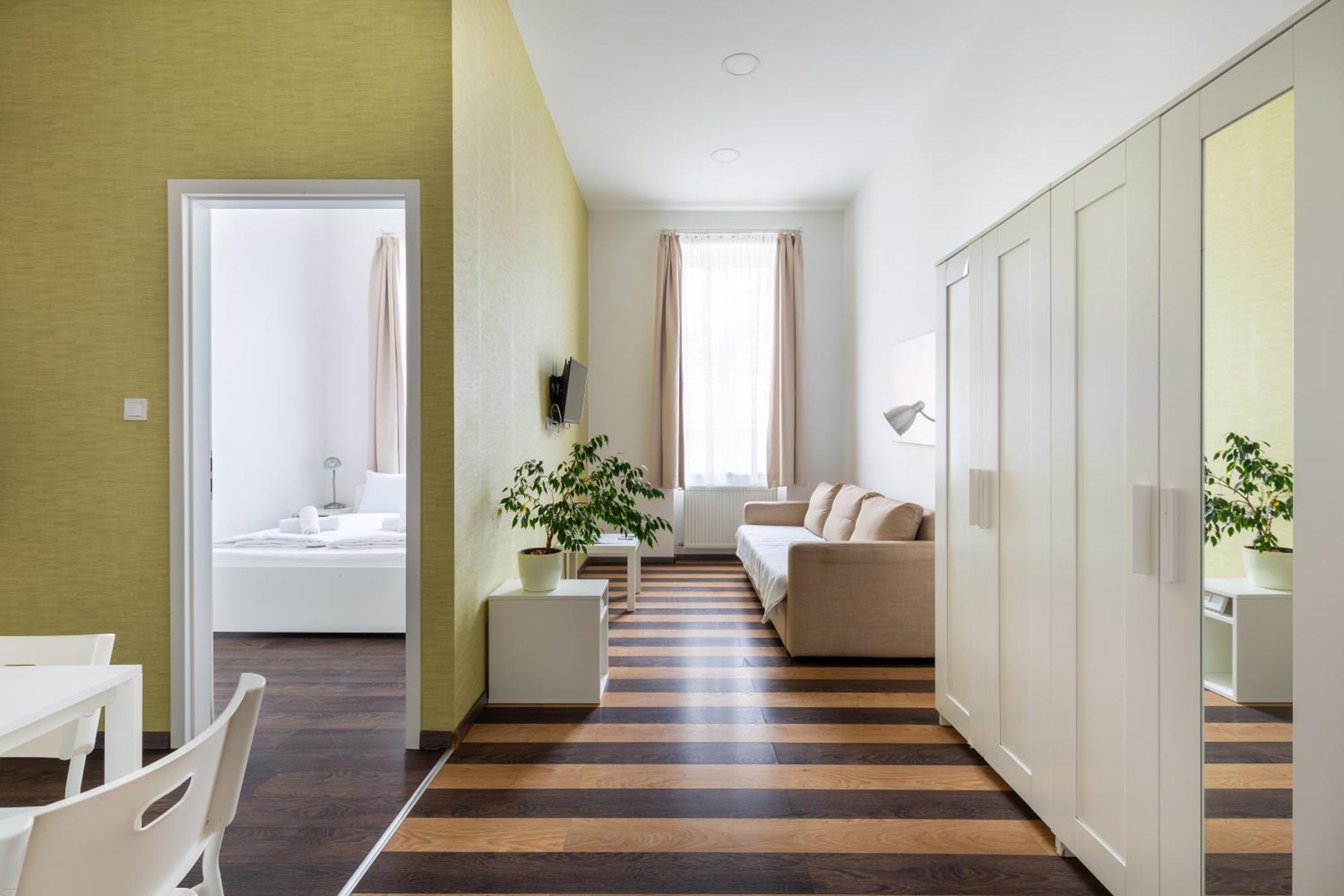 Gde Wesselenyi Triple * Budapest