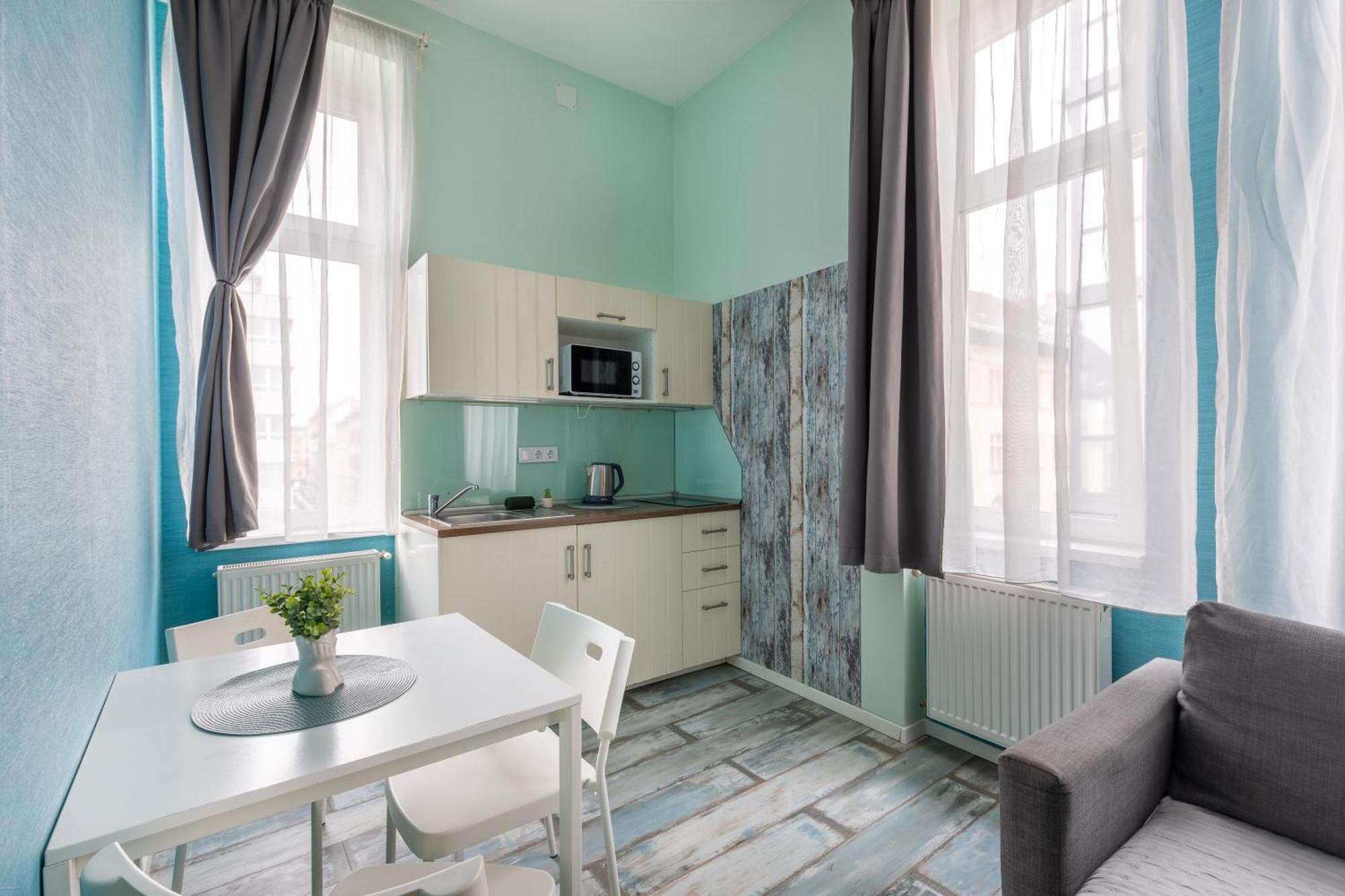 Gde Wesselenyi Triple Apartment *